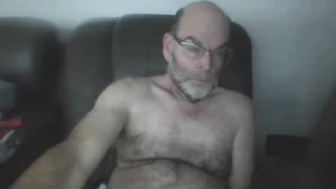 louism13 online show from November 9, 1:47 pm