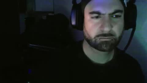 Snapshot of lovalova666 chatting on November 1, 12:44 am Guapito online show from November 1, 12:44 am