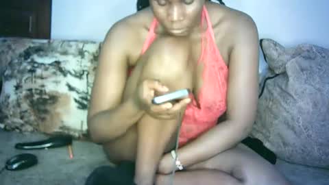 Cynthia. A online show from September 25, 12:06 am