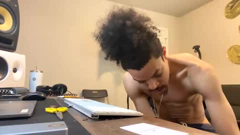 Prynce online show from February 8, 4:57 pm