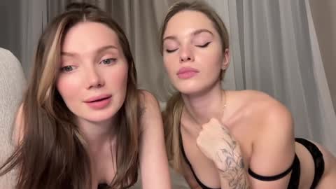 Sofi   online show from November 11, 3:58 pm