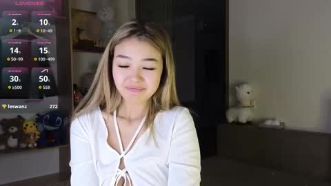 hi its me  online show from September 15, 4:25 am