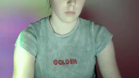 Vivian online show from December 5, 2:26 pm