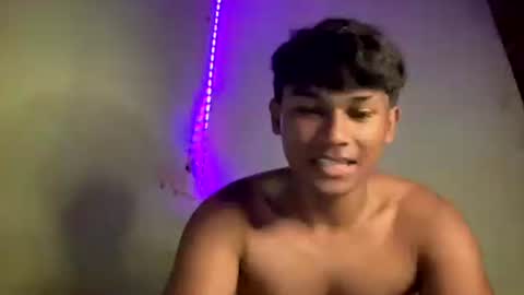 Snapshot of lovebudslive chatting on September 22, 3:05 pm lovebudslive online show from September 22, 3:05 pm