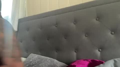 loved19 online show from July 19, 5:37 pm