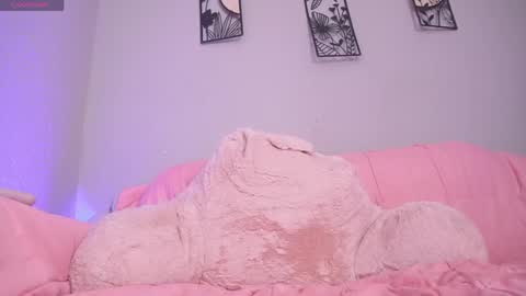 katalina   online show from May 14, 3:27 am