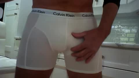 lovehairyone online show from January 6, 8:50 pm