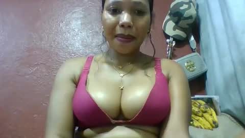 loveinlife750427 online show from May 28, 2:48 pm
