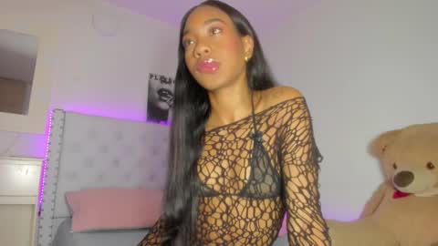 Val online show from February 6, 4:10 am