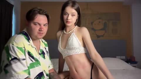 Mileena and Oliver online show from March 3, 9:44 am