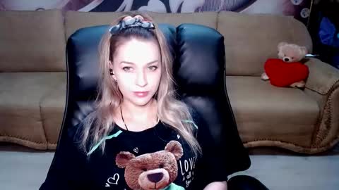 private open online show from March 13, 12:52 pm