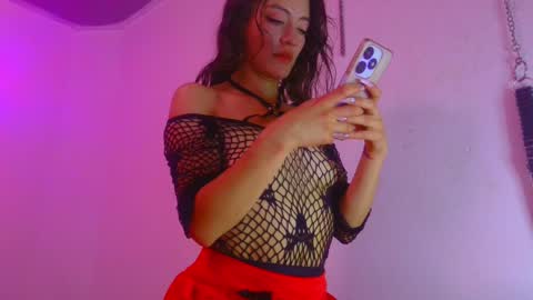 Snapshot of lovely_akira_xwx chatting on February 7, 5:31 am Tami online show from February 7, 5:31 am