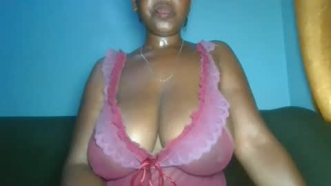 lovely_ebonysweet online show from April 23, 11:39 pm
