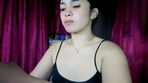 LOVE online show from May 17, 7:56 pm