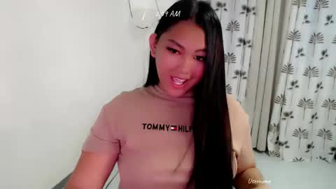 Snapshot of lovely_megan08 chatting on October 16, 9:09 am lovely_megan08 online show from October 16, 9:09 am