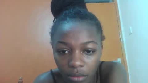 Lovely yvonne online show from October 6, 8:48 pm