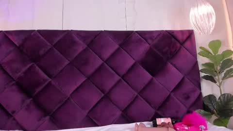 Lovely online show from February 27, 5:49 pm