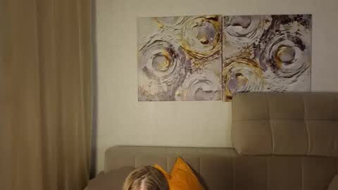 lovelygracee online show from November 30, 2:35 pm