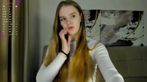 lovelygracee online show from September 25, 6:37 pm