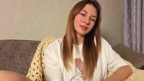 Kate only online show from December 4, 12:05 pm