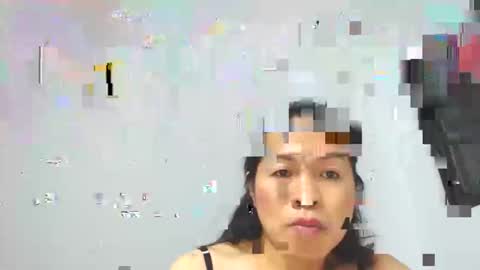 lovelykimts32 online show from December 22, 1:40 pm