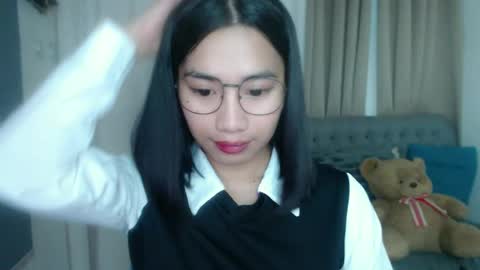lovelymae18 online show from July 15, 5:34 am