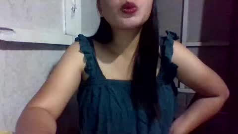 lovelymocha27s online show from December 5, 11:19 am