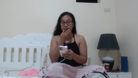 Snapshot of lovelyquey chatting on October 3, 10:07 pm Angelquey online show from October 3, 10:07 pm