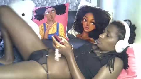 lovelytin online show from March 4, 11:40 am