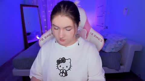 Julia  online show from December 2, 8:23 am