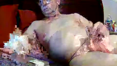 Snapshot of loverboy5820 chatting on October 17, 10:47 pm loverboy5820 online show from October 17, 10:47 pm