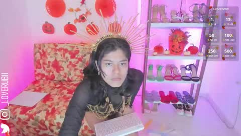 loverubii online show from October 28, 8:26 am