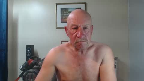 Snapshot of lovesblackazz chatting on January 22, 10:29 am Lovesblackazz online show from January 22, 10:29 am