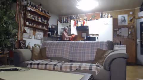 aaron online show from February 8, 8:23 pm