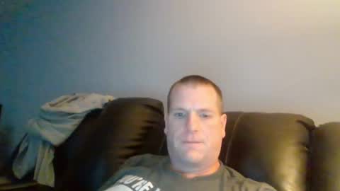 lovetocum37 online show from March 10, 4:35 pm