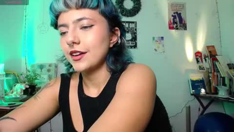 loving_alma online show from January 18, 2:42 am