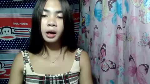 loving_rhean online show from May 28, 11:30 am