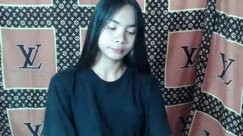 loving_rhean online show from January 11, 12:27 am