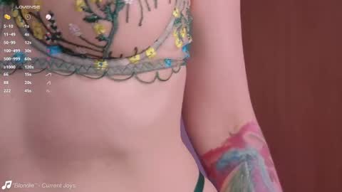    .       online show from May 27, 10:34 am