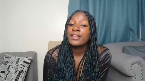 loyalcutie online show from October 25, 4:46 am