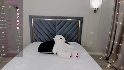 lu_mina online show from February 13, 11:47 pm