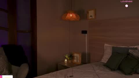  ---Goys incredible photographs online show from October 16, 1:11 pm