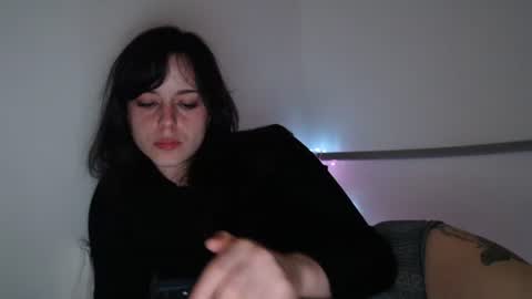 Snapshot of luana789 chatting on September 24, 9:43 pm luana online show from September 24, 9:43 pm