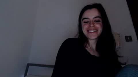 Snapshot of luana789 chatting on January 5, 1:13 am luana online show from January 5, 1:13 am