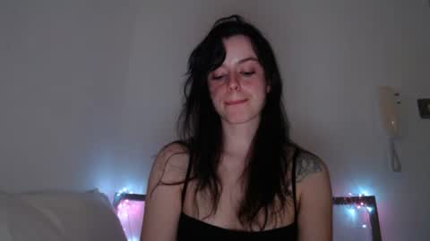 Snapshot of luana789 chatting on September 10, 9:49 pm luana online show from September 10, 9:49 pm