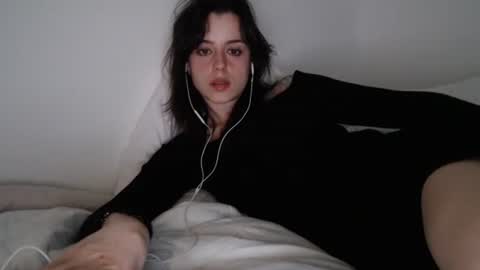 Snapshot of luana789 chatting on October 4, 10:18 pm luana online show from October 4, 10:18 pm