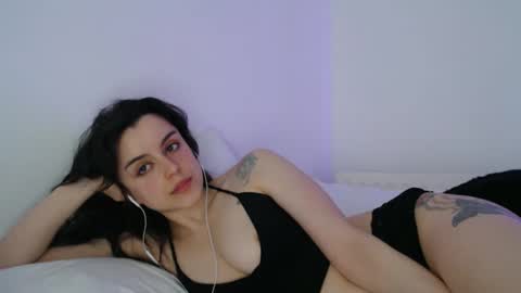 luana online show from February 21, 10:24 pm