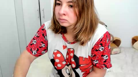 luara__01__lecat_1 online show from September 12, 10:39 am