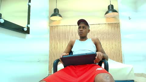 LUCA online show from April 7, 12:29 pm