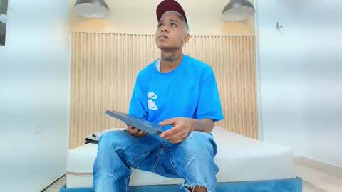 LUCA online show from March 25, 12:23 pm